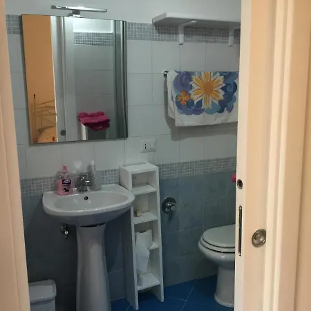 לינה וארוחת בוקר Casa Eleonora *
