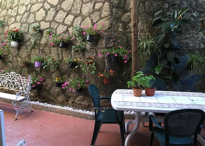 Alojamento de Acomodação e Pequeno-almoço Casa Eleonora